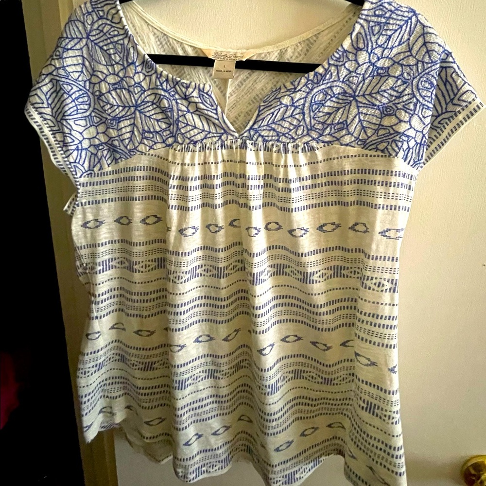 Lucky Brand Embroidered T Shirt, L